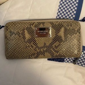 Snake print Michael Kors wallet